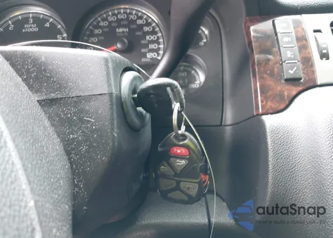 2008 GMC Yukon Denali из США, поврежденный, VIN 1GKFK63888J211742